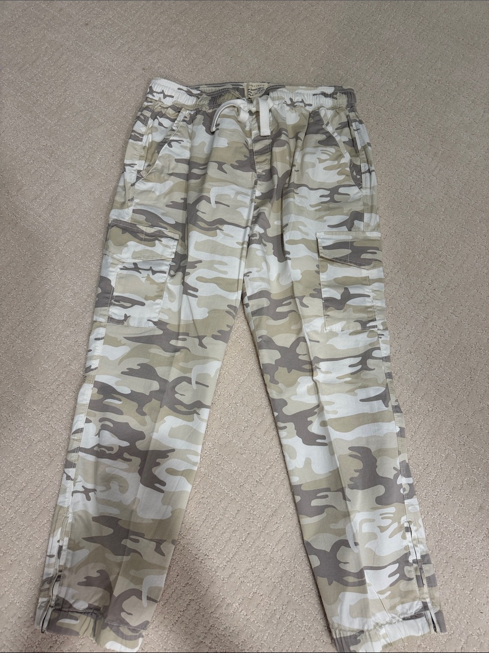 Sanctuary Neutral Camo Ankle Cargo Joggers